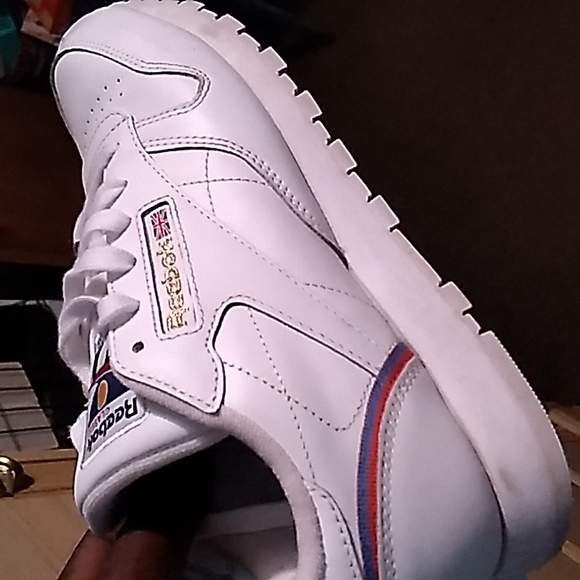 Women white reebok - Picture 1 of 1